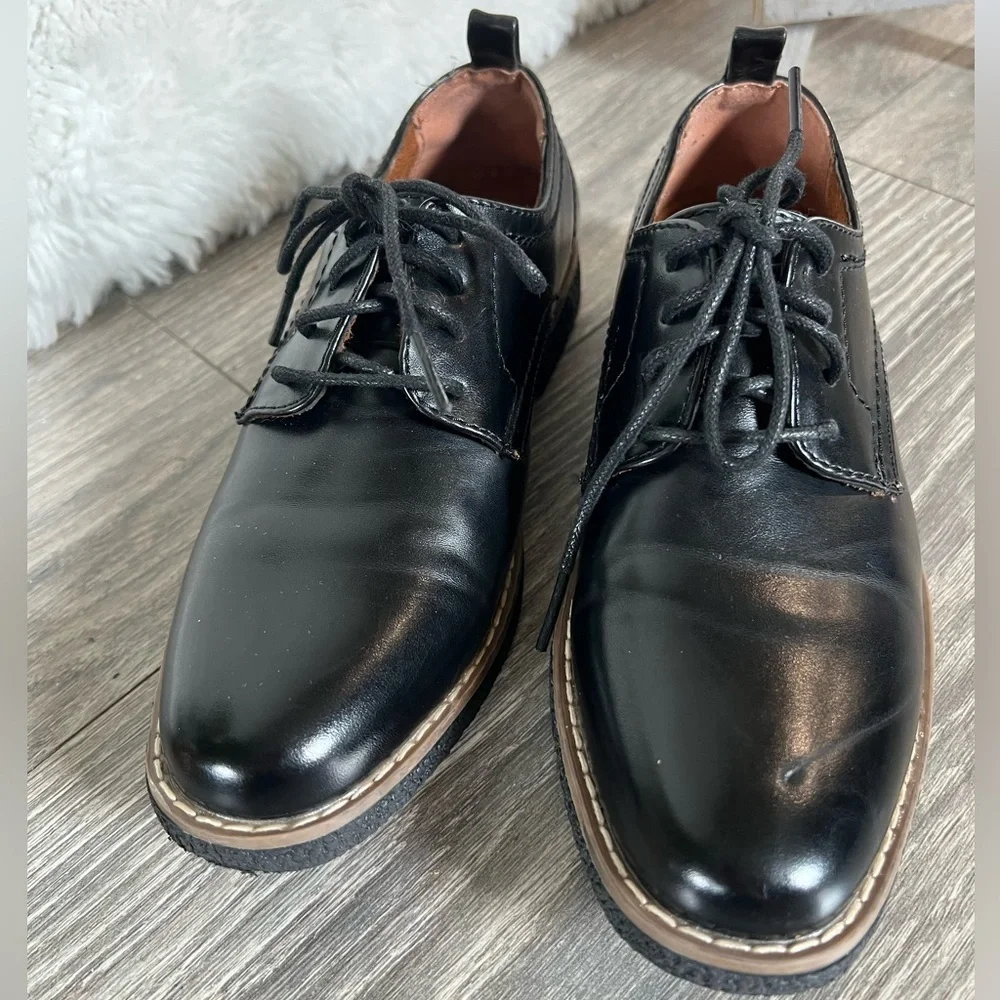 Deer stags Zander lace up Oxford in black. Size 1M